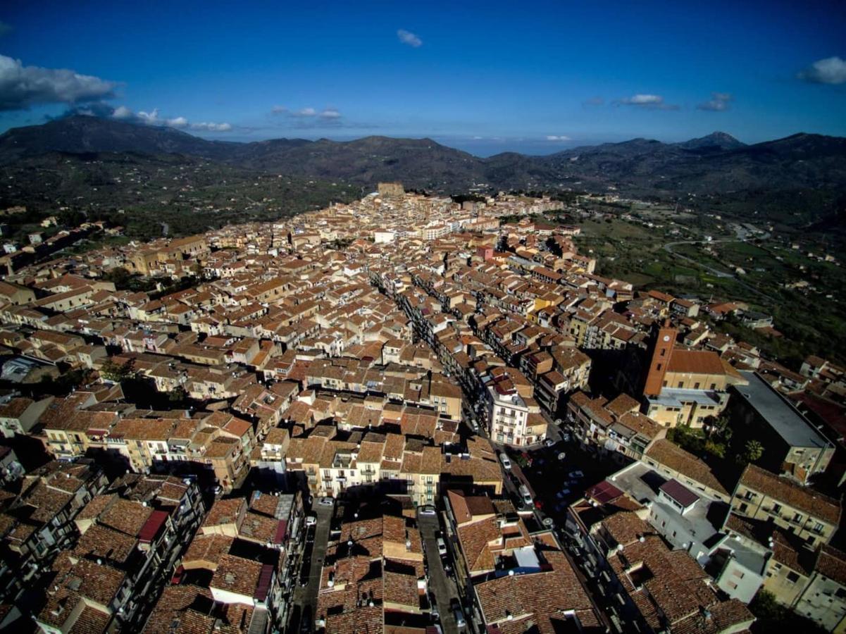 Vetriera41 Castelbuono (Sicily) Exterior foto